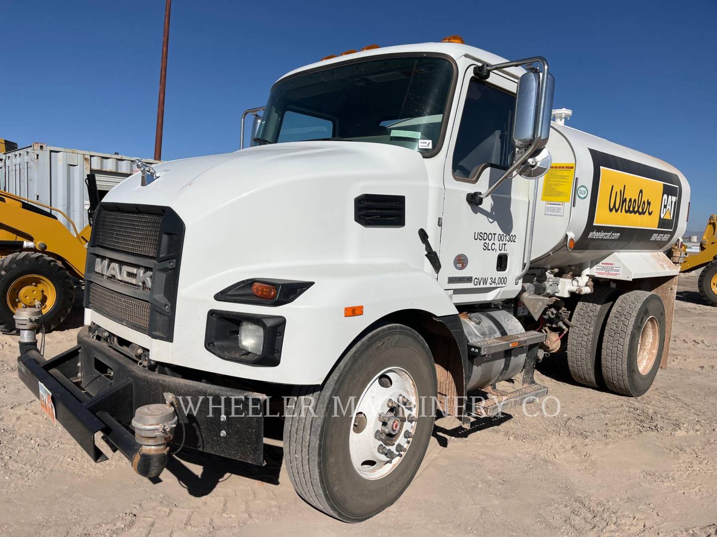 2022 Mack WT2000 A Water Truck