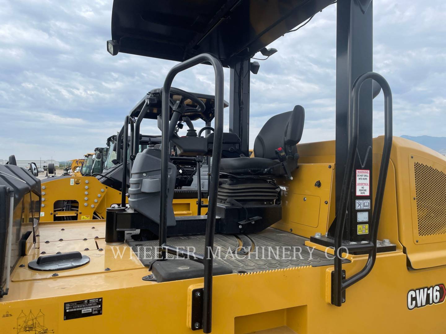 2022 Caterpillar CW16 Compactor