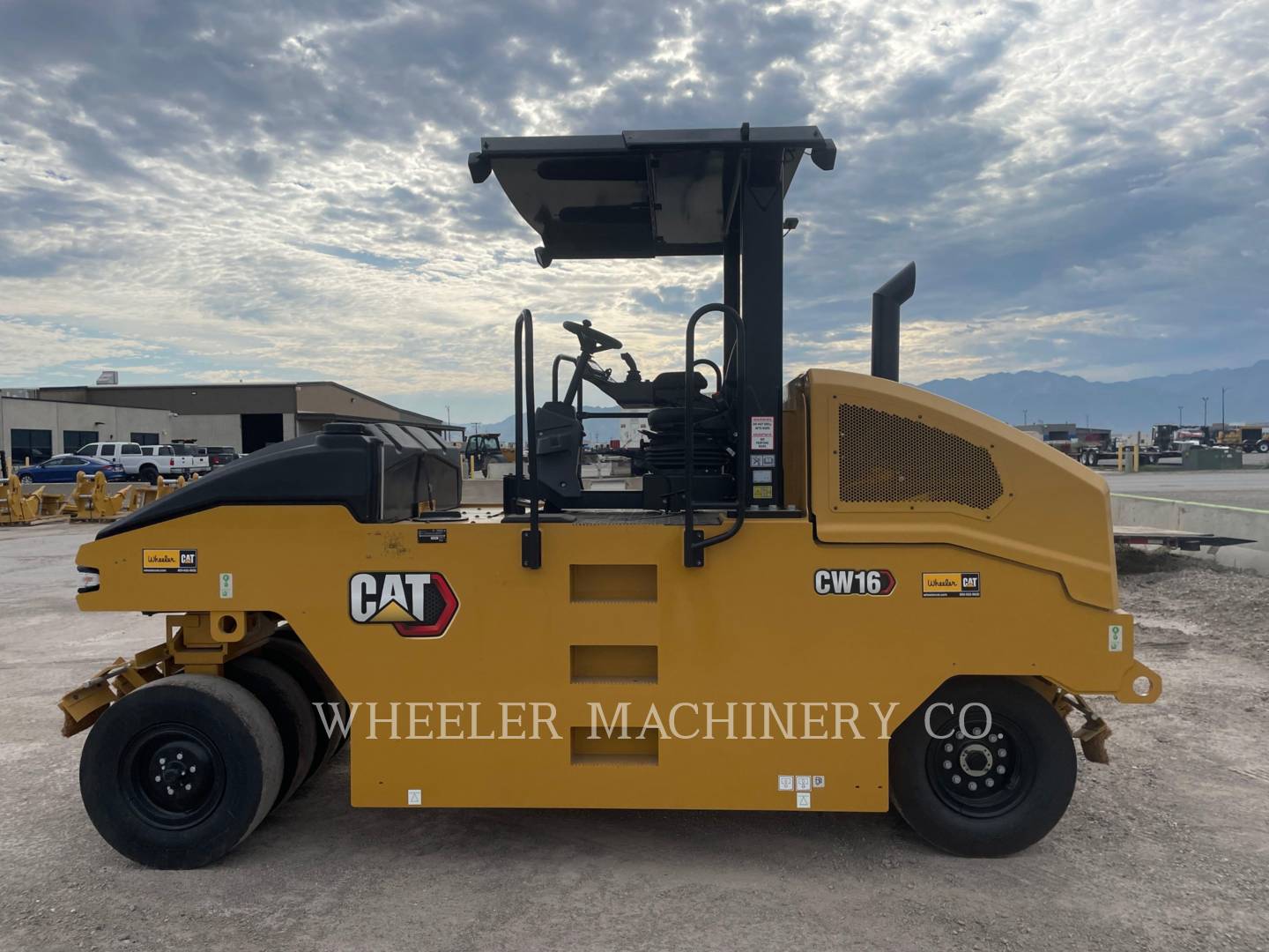 2022 Caterpillar CW16 Compactor