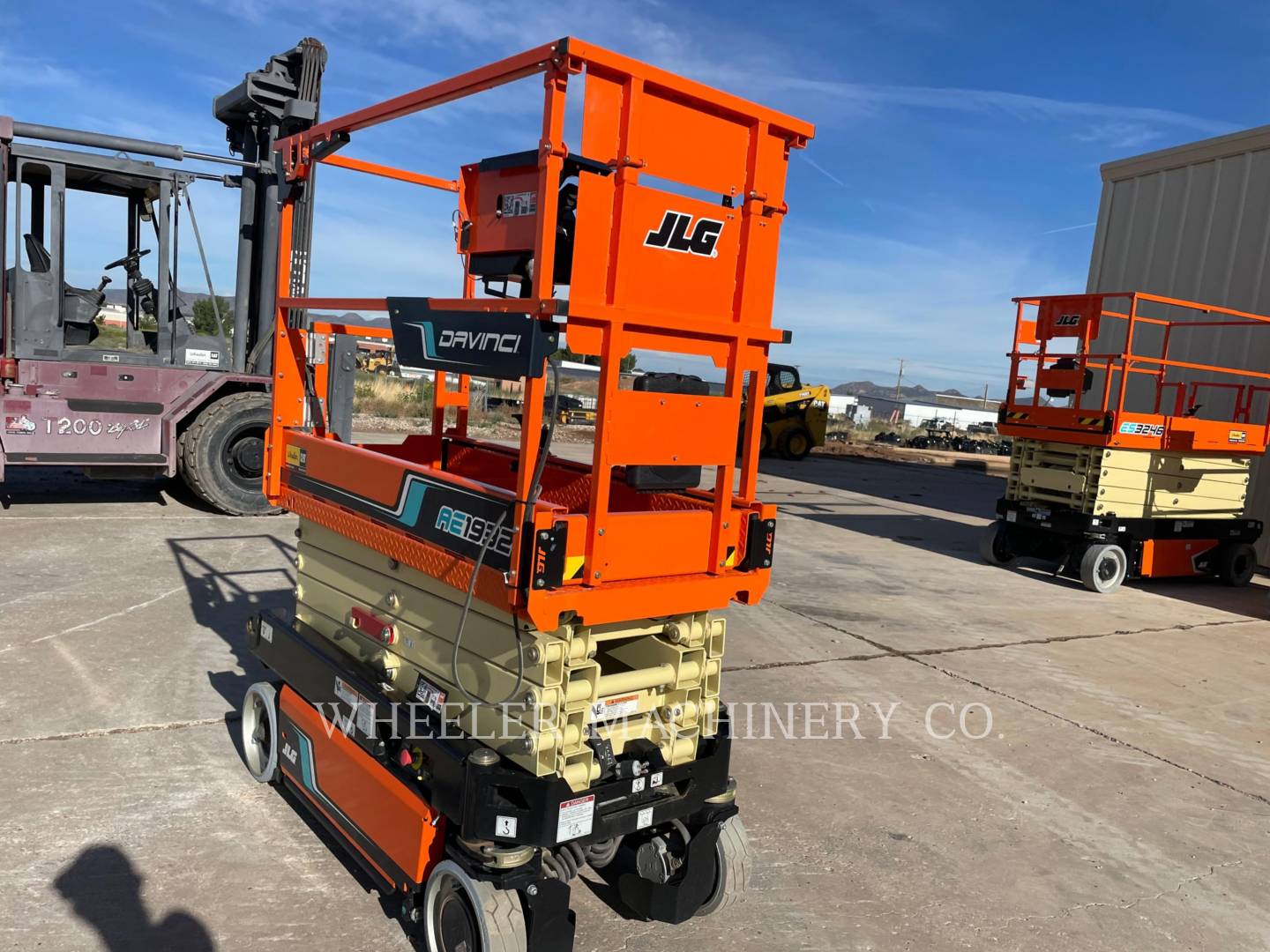 2022 JLG AE1932 Lift Truck