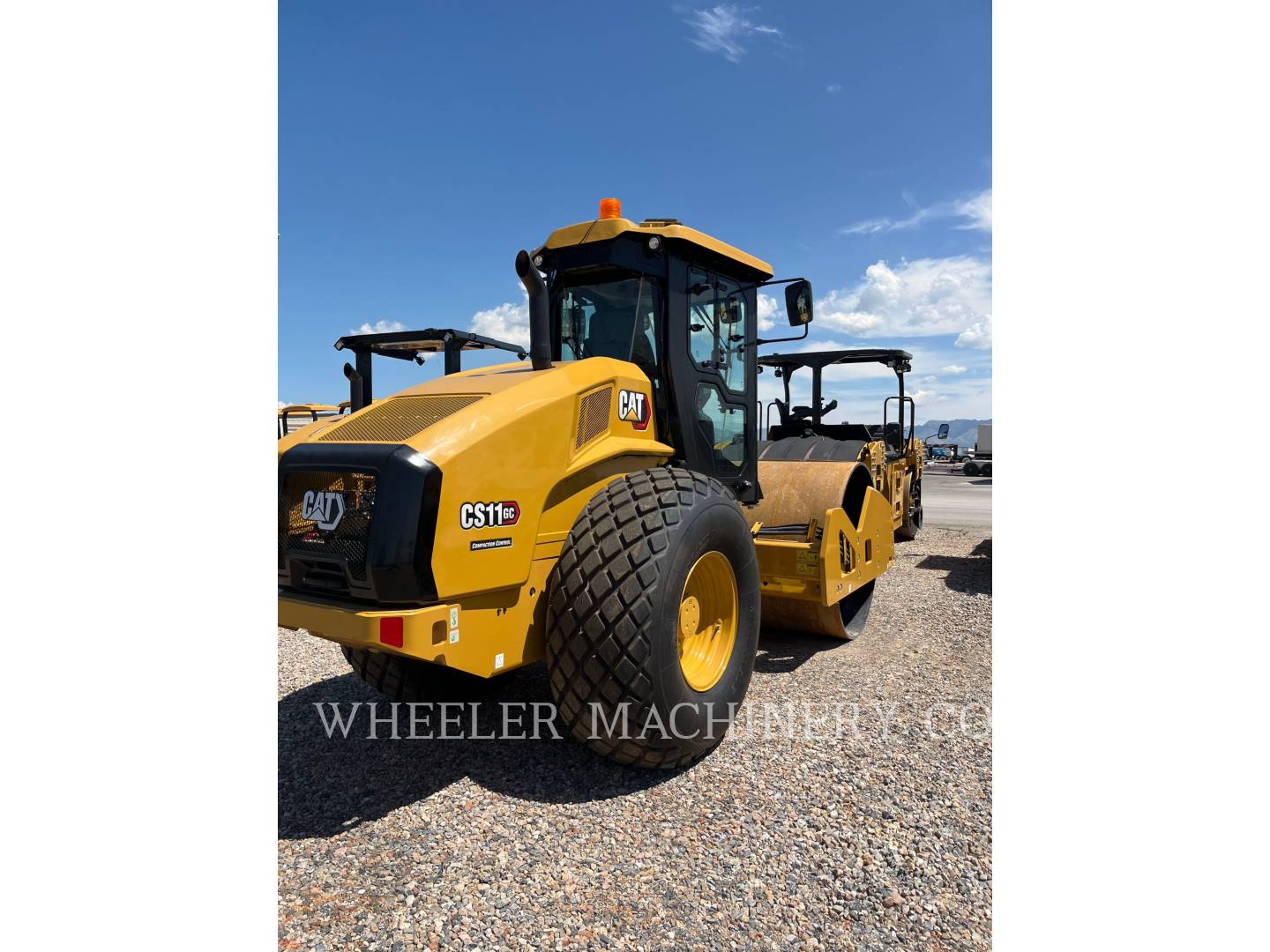 2022 Caterpillar CS11 GC Vibratory Single