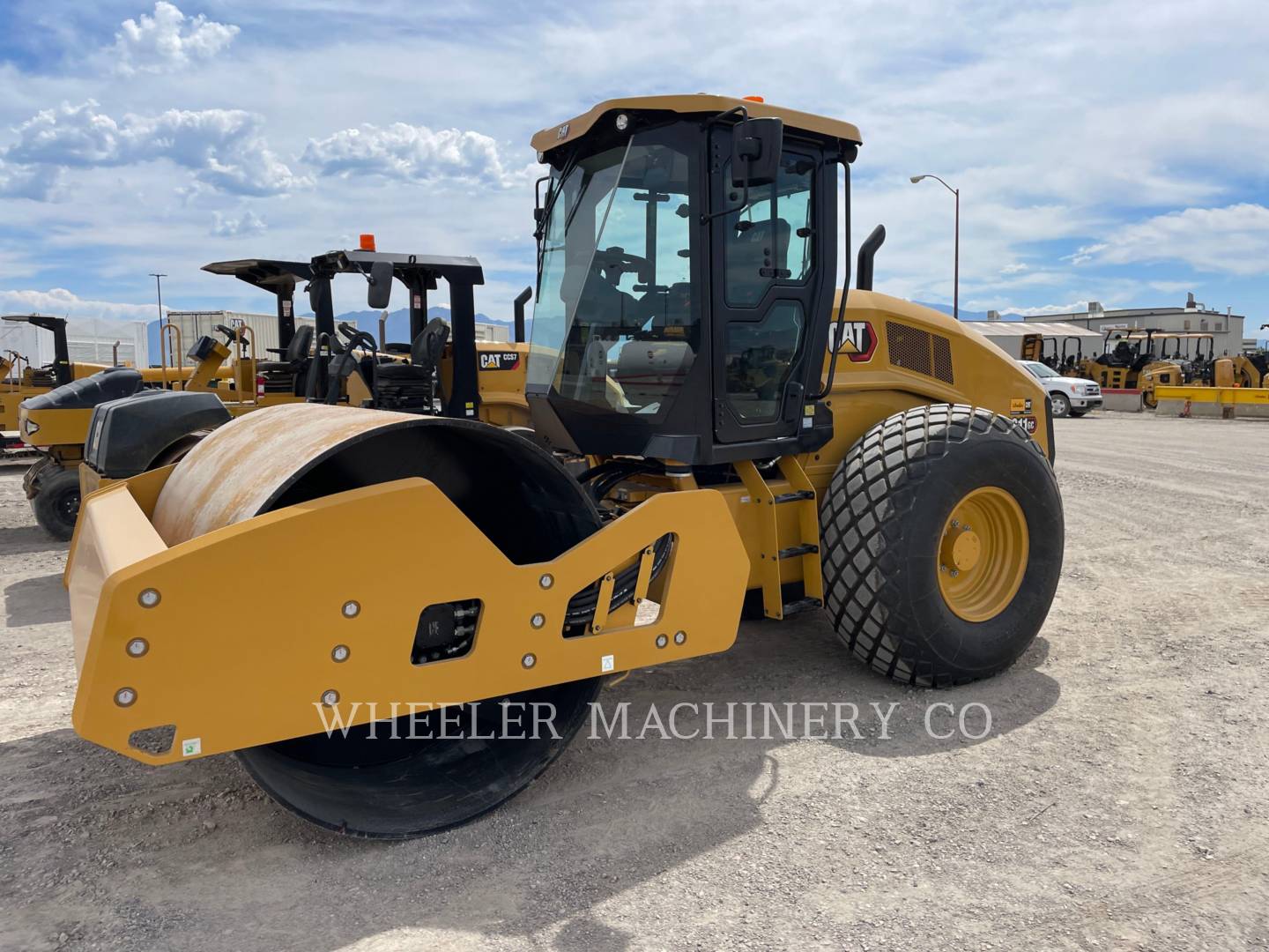 2022 Caterpillar CS11 GC Vibratory Single