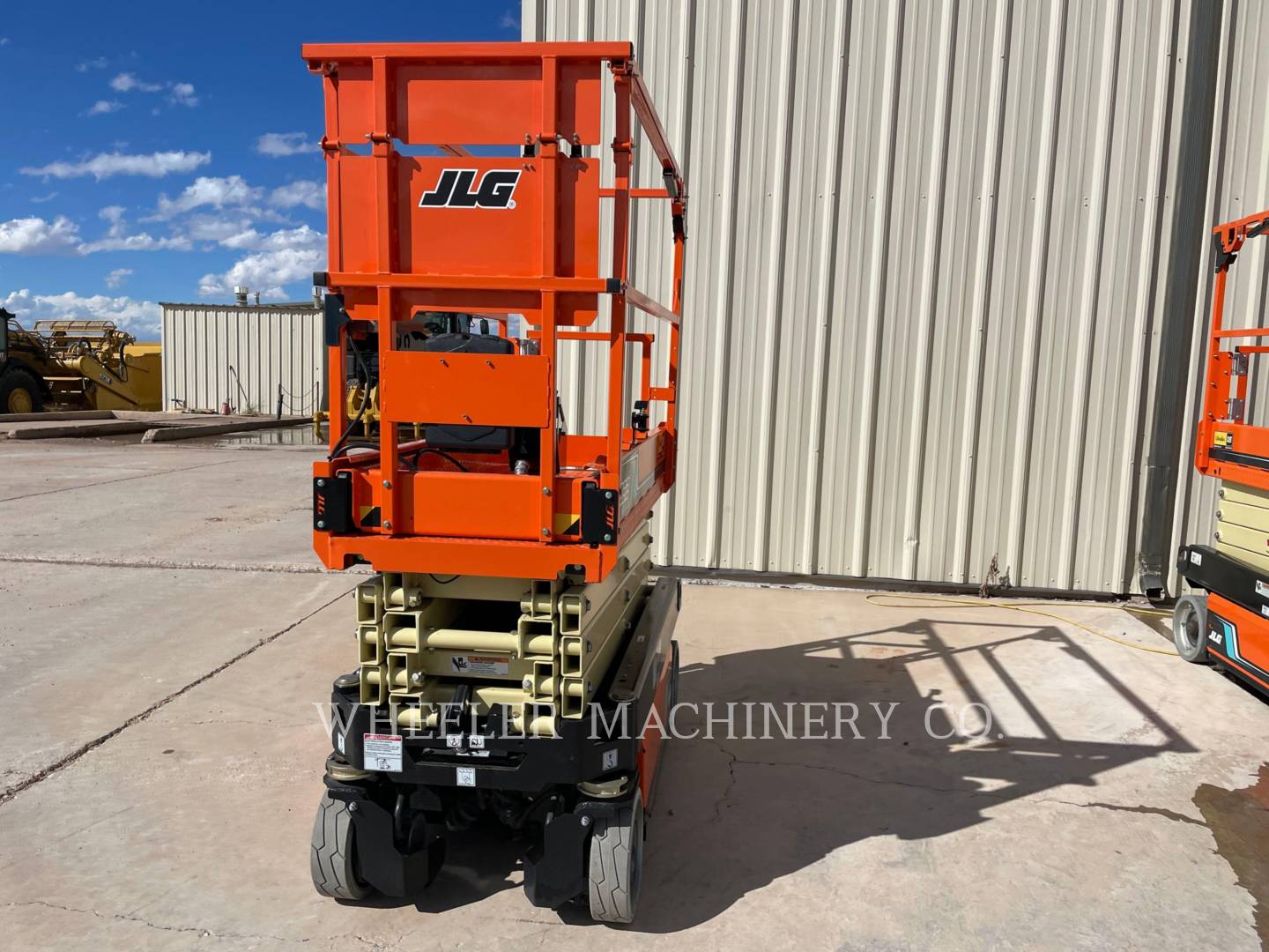 2022 JLG AE1932 Lift Truck