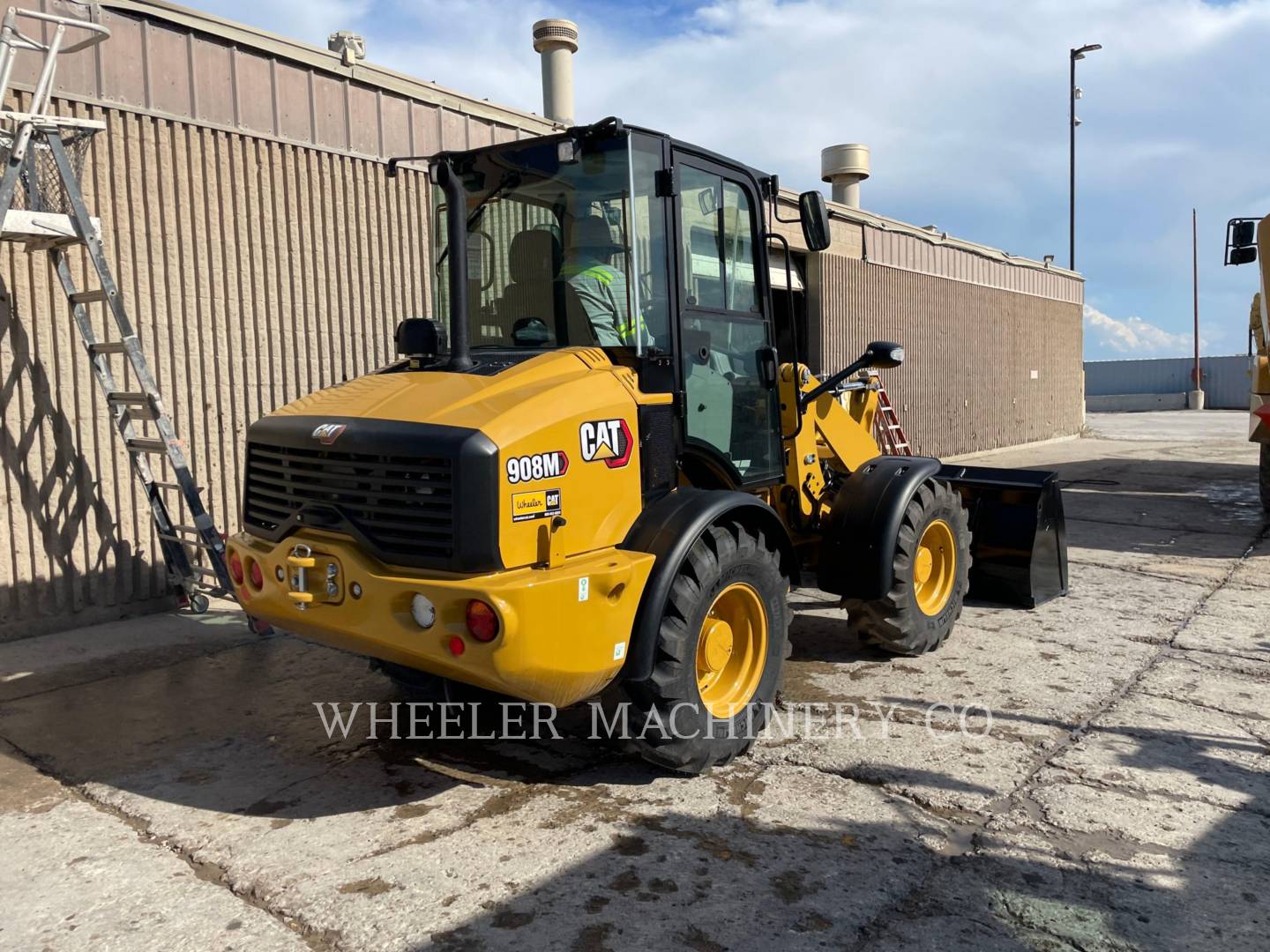 2022 Caterpillar 908M Wheel Loader