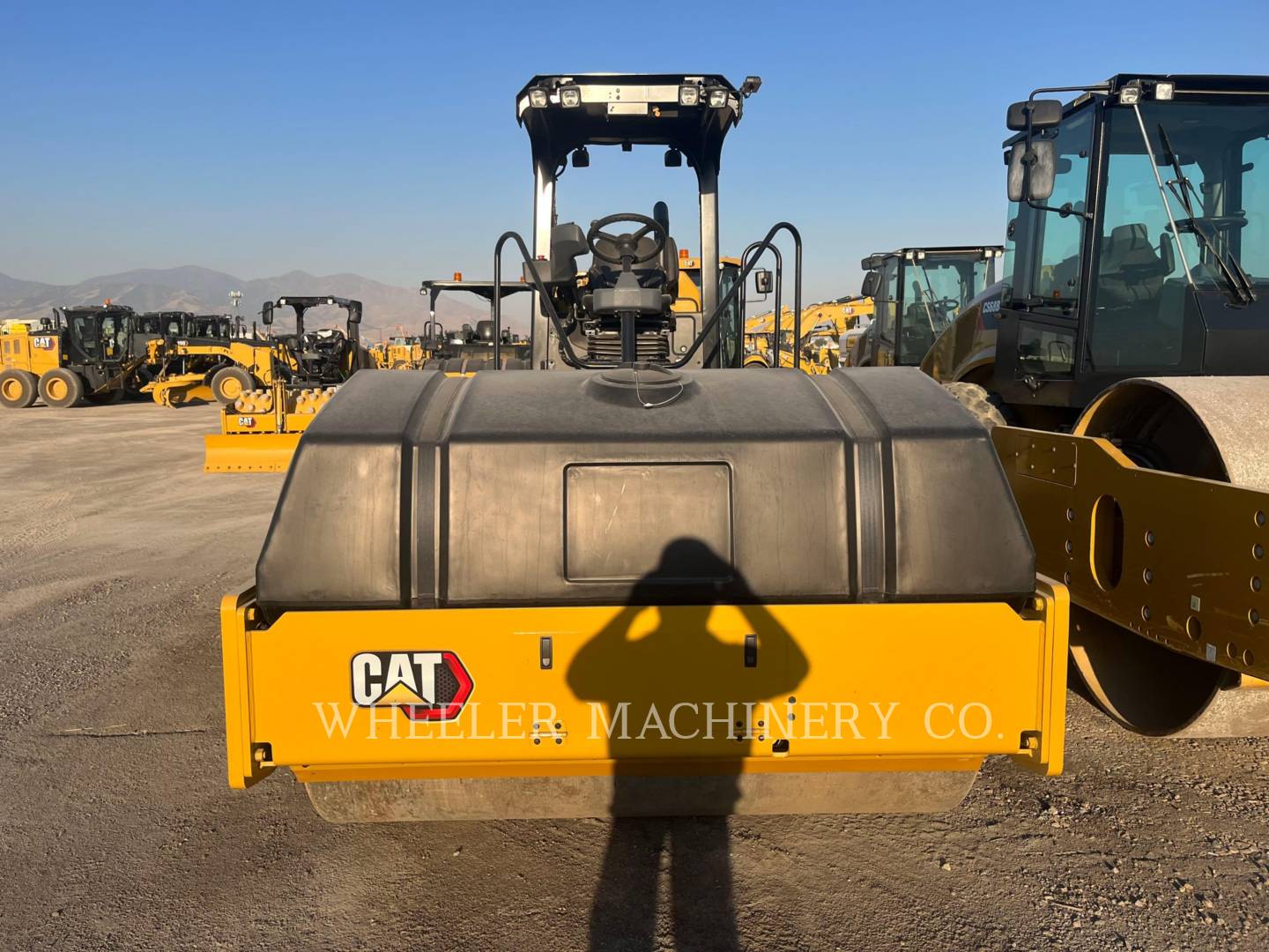 2022 Caterpillar CCS9 Vibratory Single