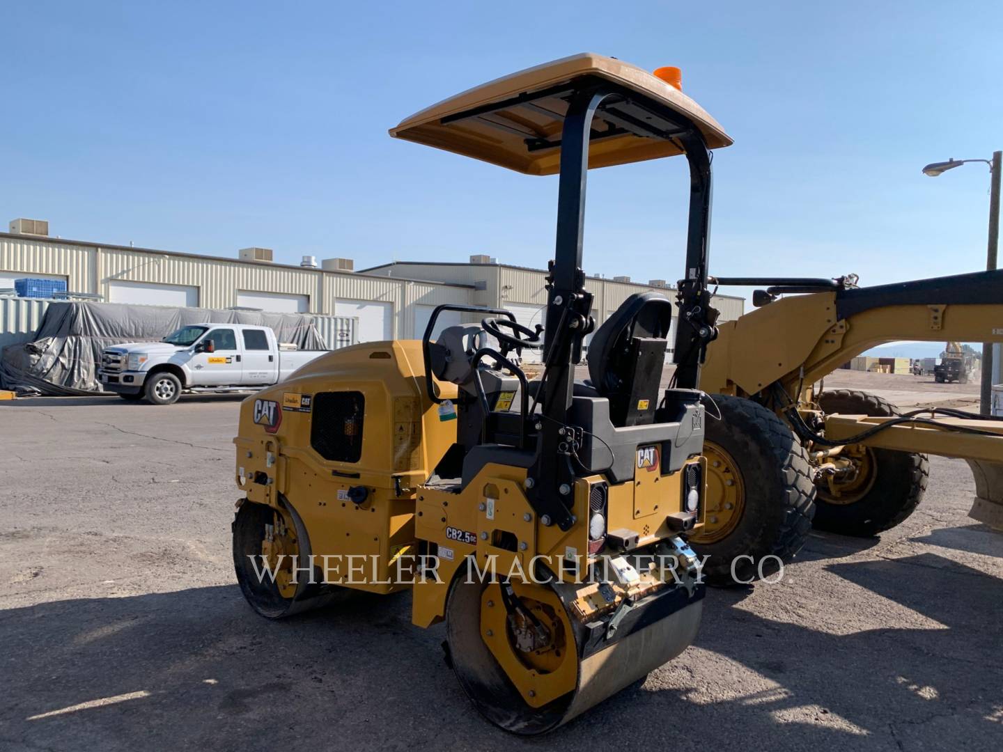 2022 Caterpillar CB2.5 GC Vibratory Double