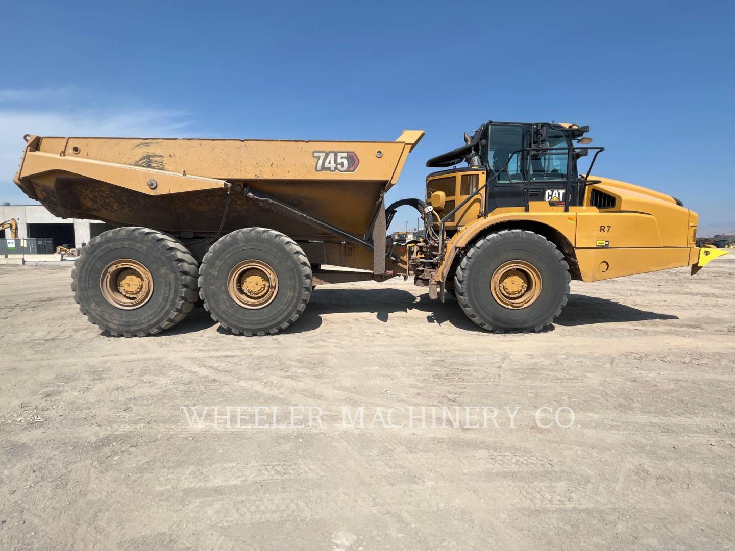 2021 Caterpillar 745 W/PAN Articulated Truck