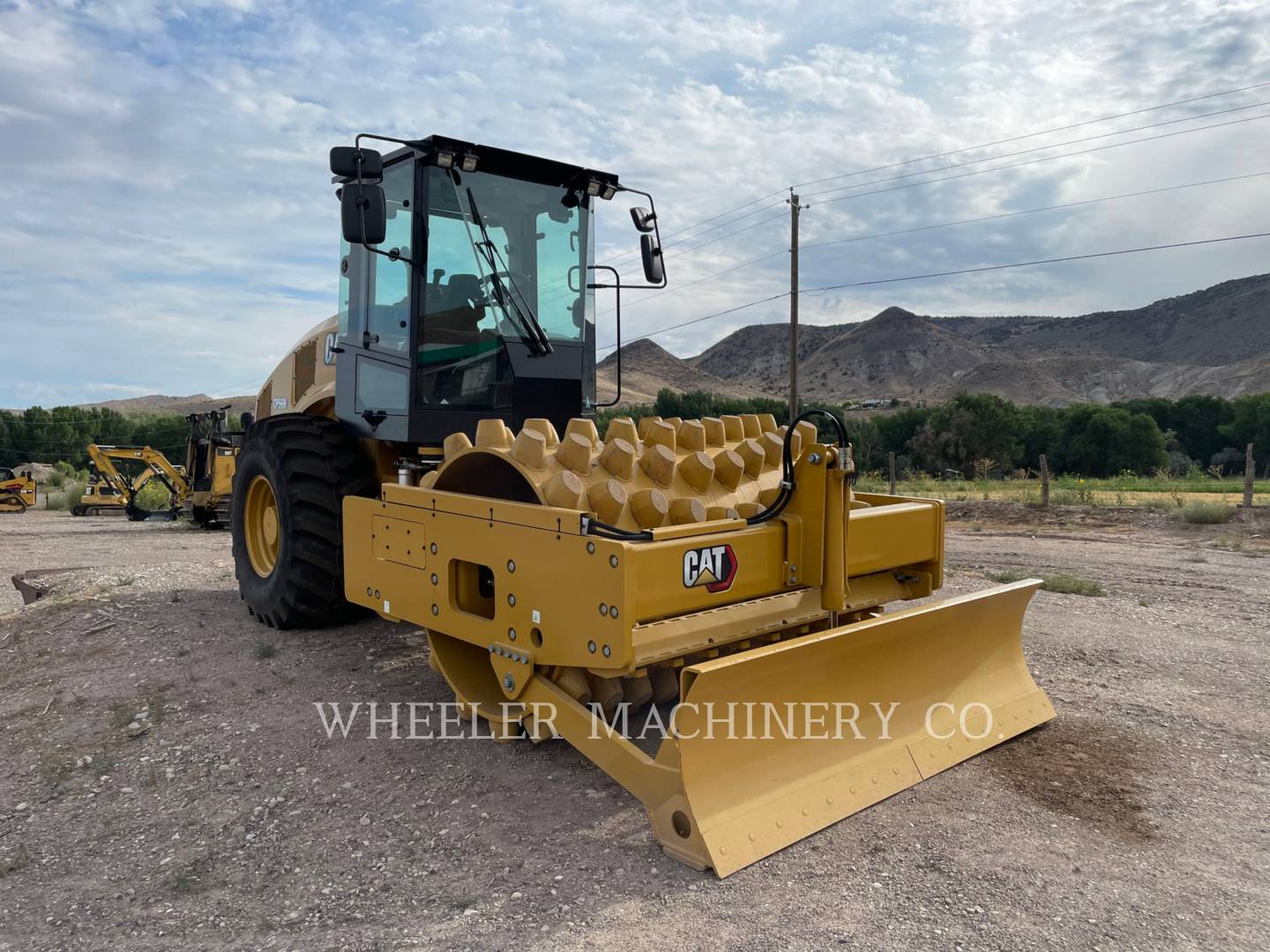 2022 Caterpillar CP56B Vibratory Single