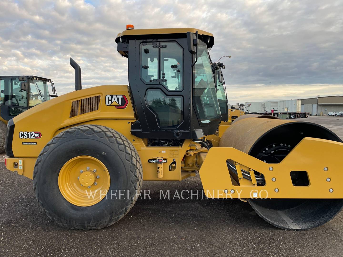 2022 Caterpillar CS12 GC Vibratory Single