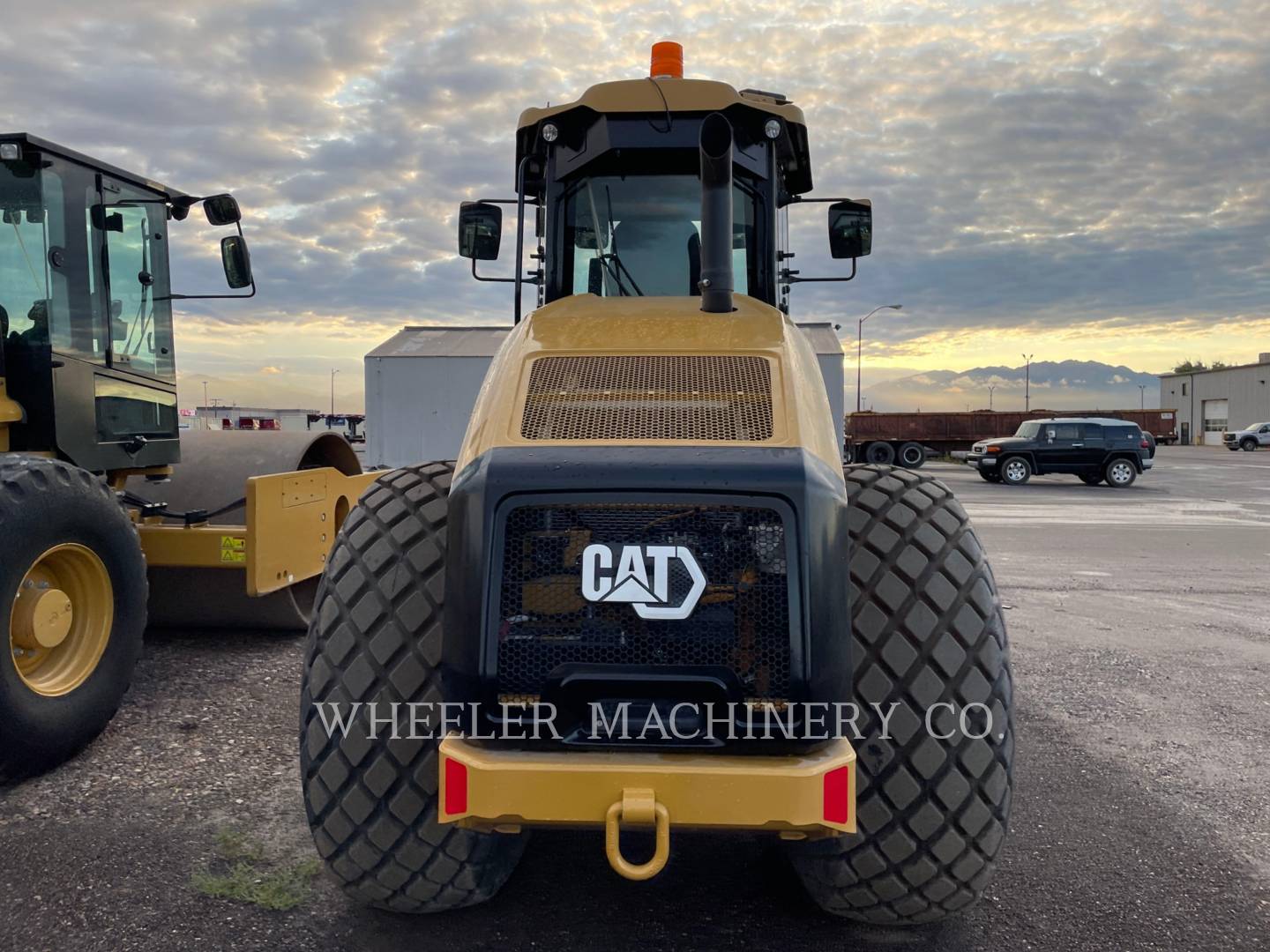 2022 Caterpillar CS12 GC Vibratory Single