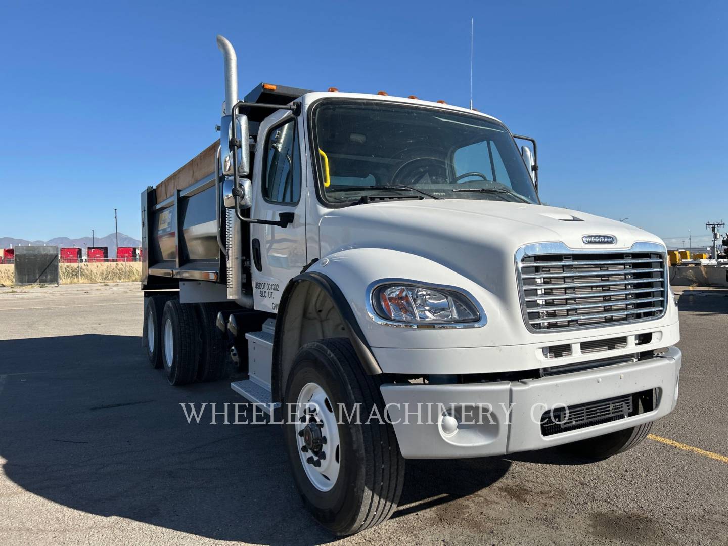 2023 Freightliner DUMP 10 YD Truck