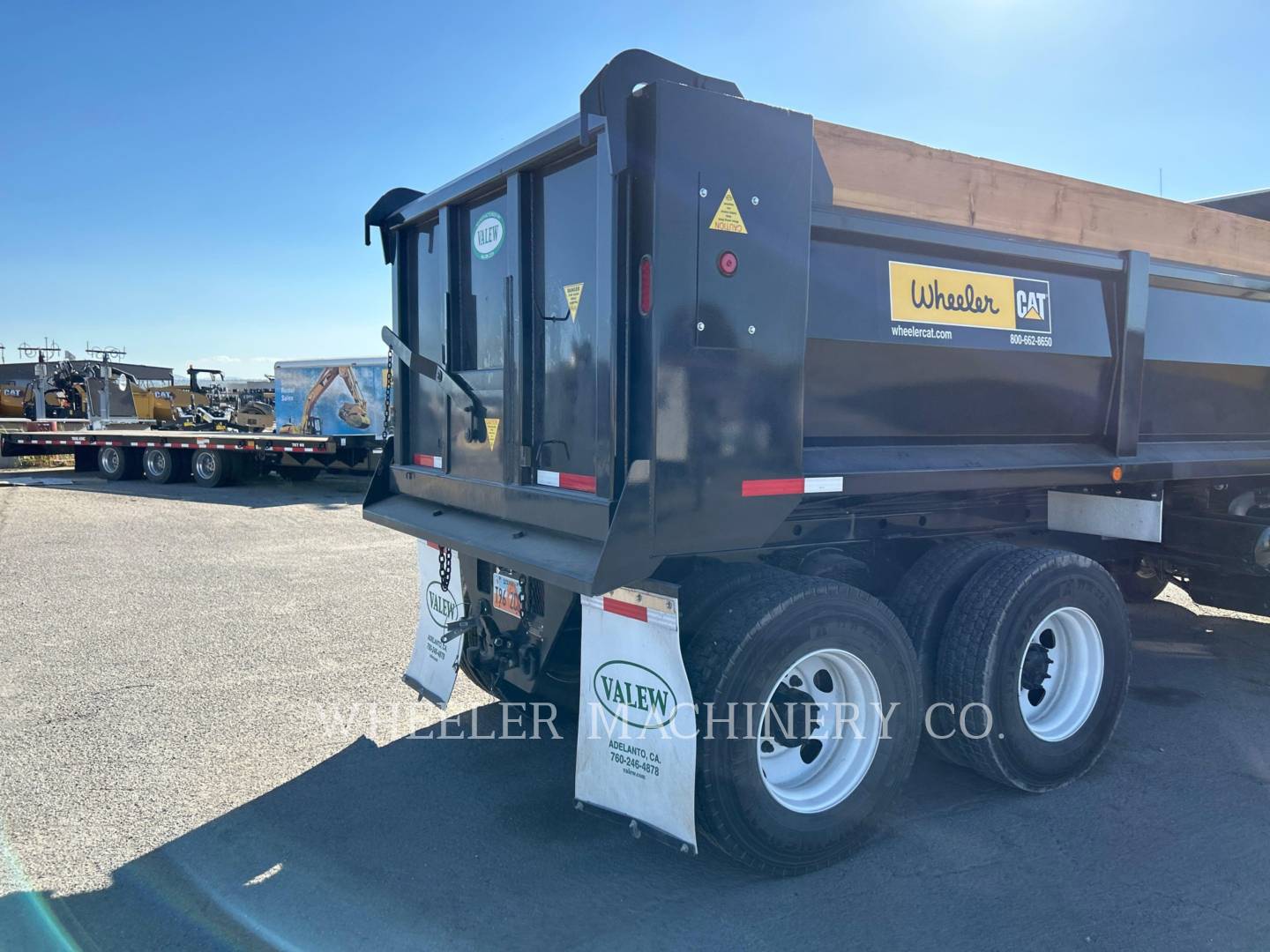 2023 Freightliner DUMP 10 YD Truck