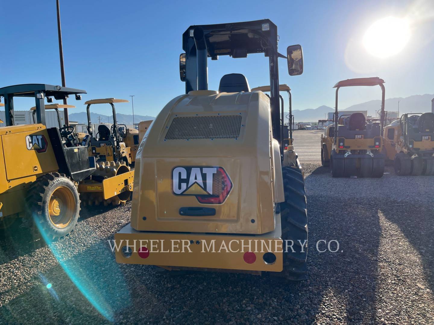 2022 Caterpillar CP44B Vibratory Single