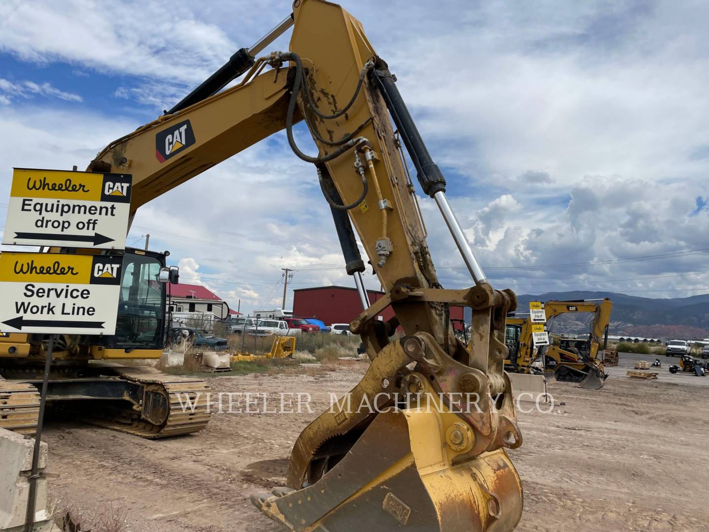 2019 Caterpillar 330 TH Excavator