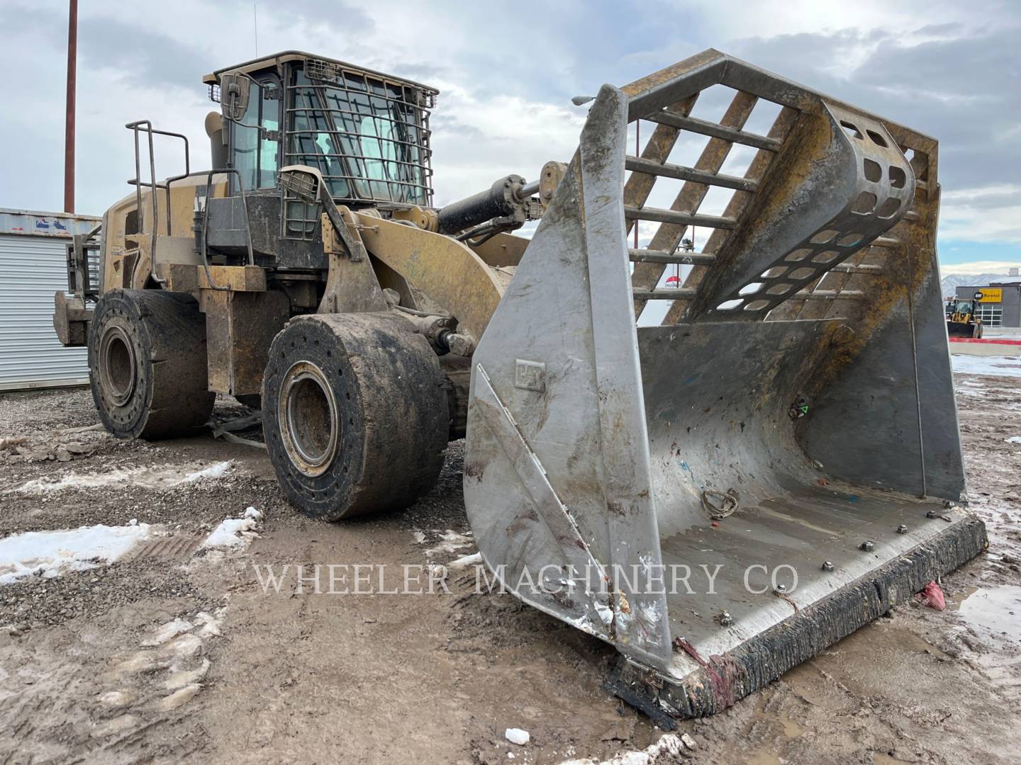 2017 Caterpillar 966M XE IN Wheel Loader