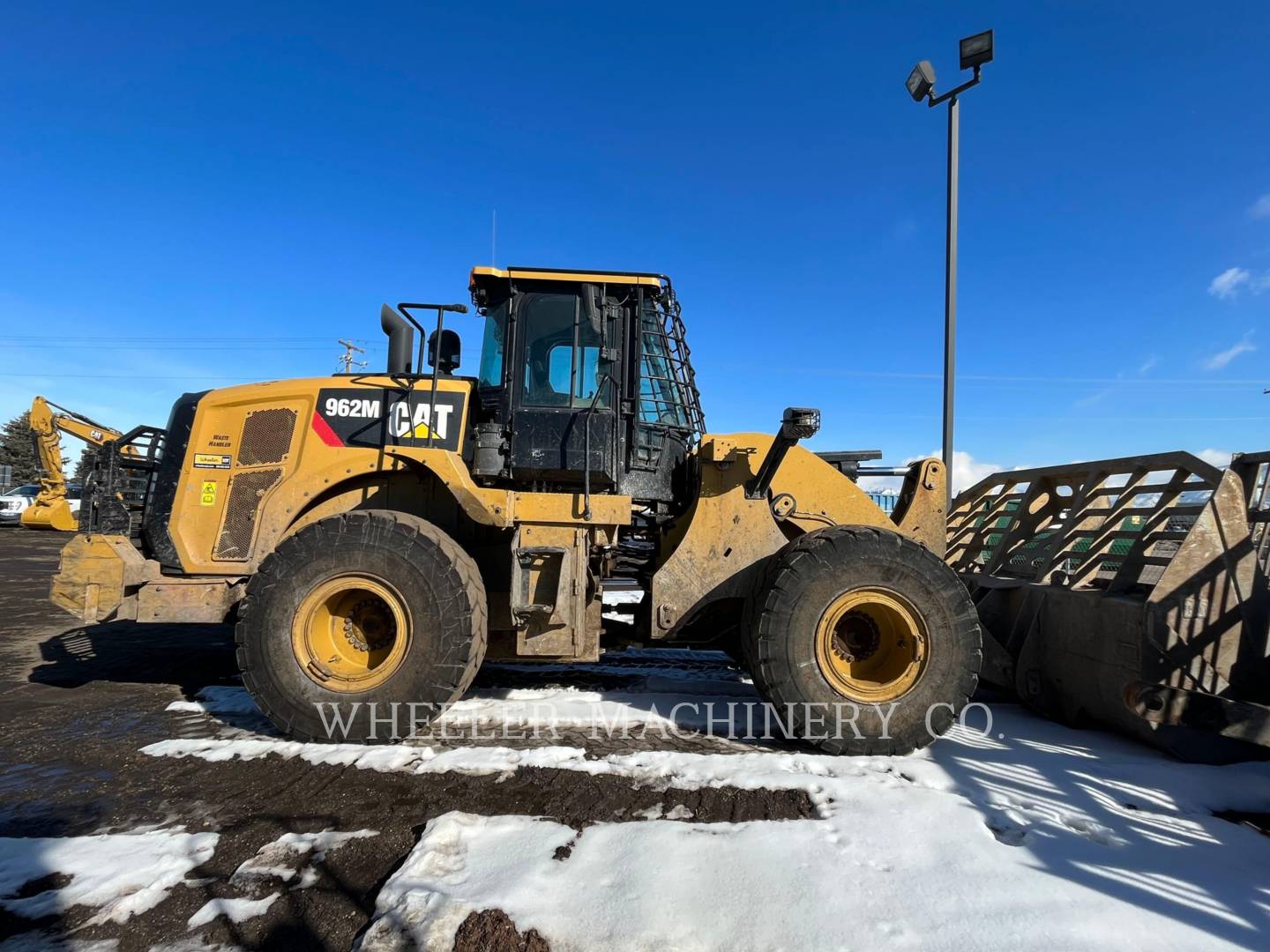 2017 Caterpillar 962M IND Wheel Loader