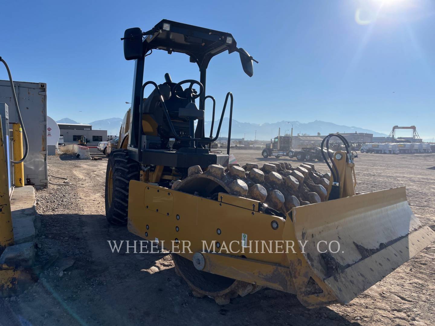 2022 Caterpillar CP44B Vibratory Single