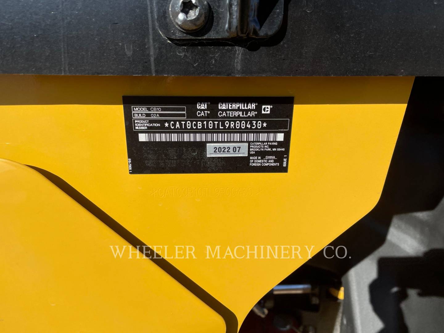 2022 Caterpillar CB10 Vibratory Double