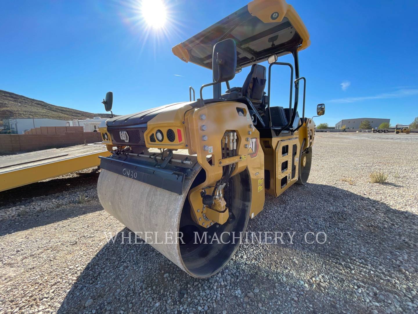 2022 Caterpillar CB10 Vibratory Double