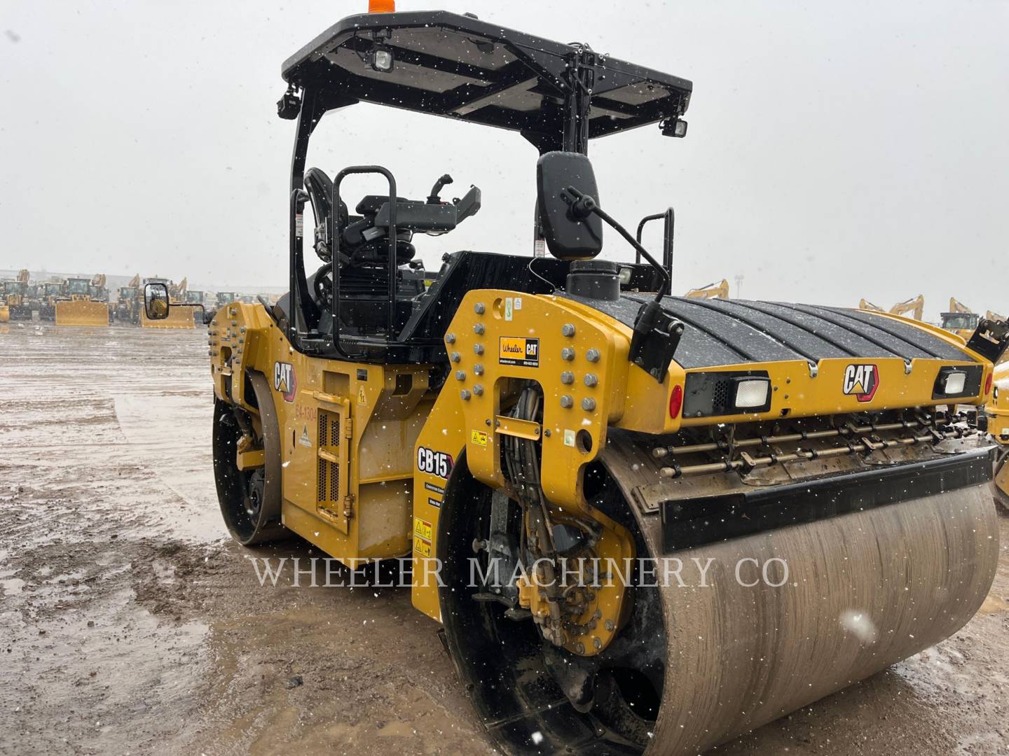 2022 Caterpillar CB15 CW VV Vibratory Double