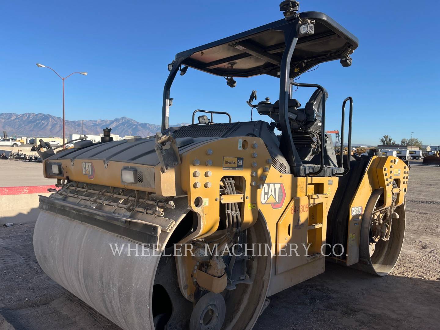 2022 Caterpillar CB15 CW VV Vibratory Double