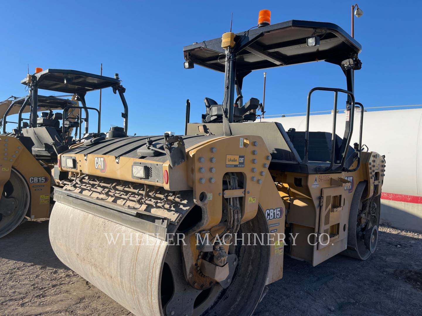 2022 Caterpillar CB15 CW VV Vibratory Double