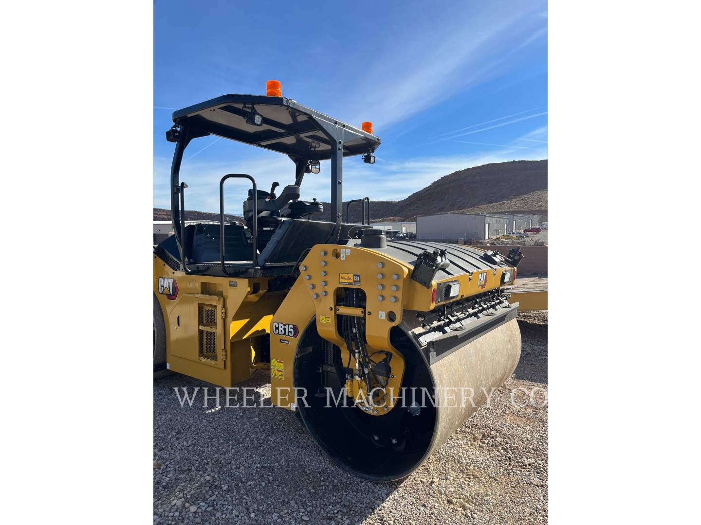 2023 Caterpillar CB15 CW VV Vibratory Double