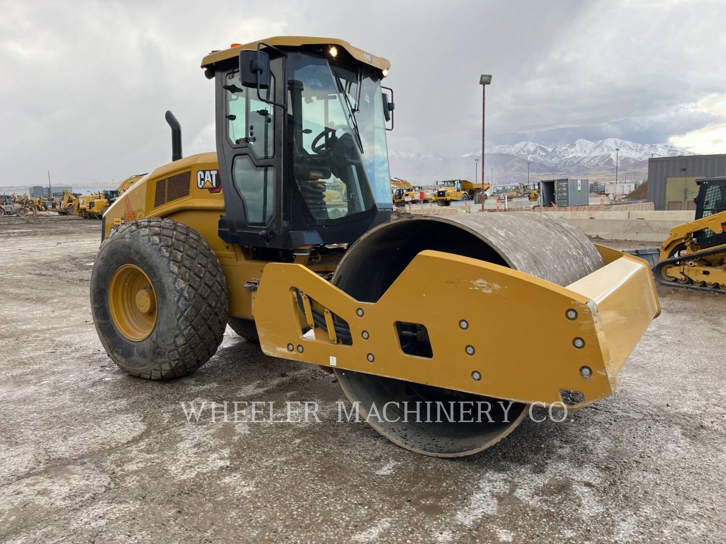 2022 Caterpillar CS11 GC Vibratory Single