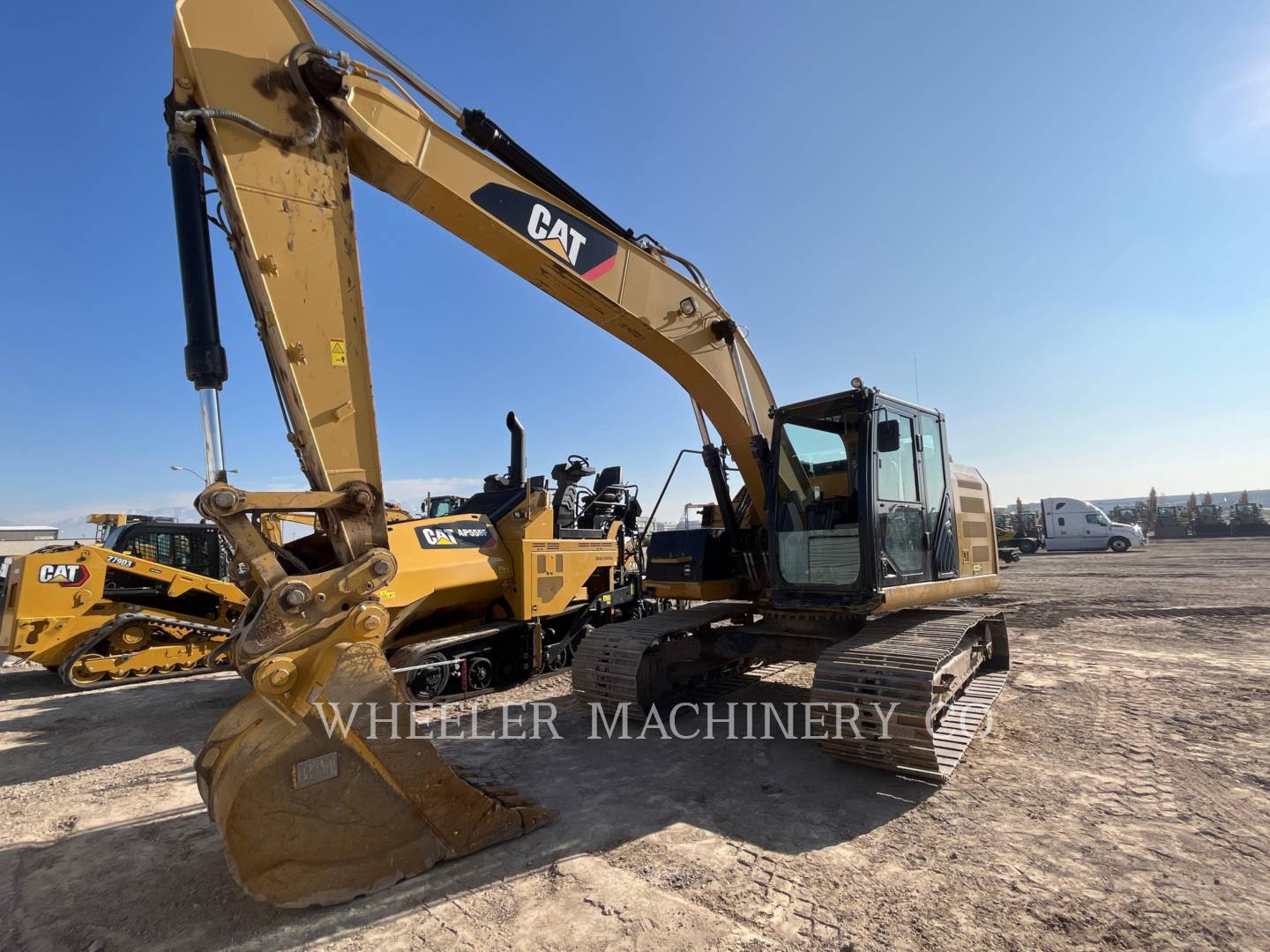 2015 Caterpillar 320E LRR Excavator