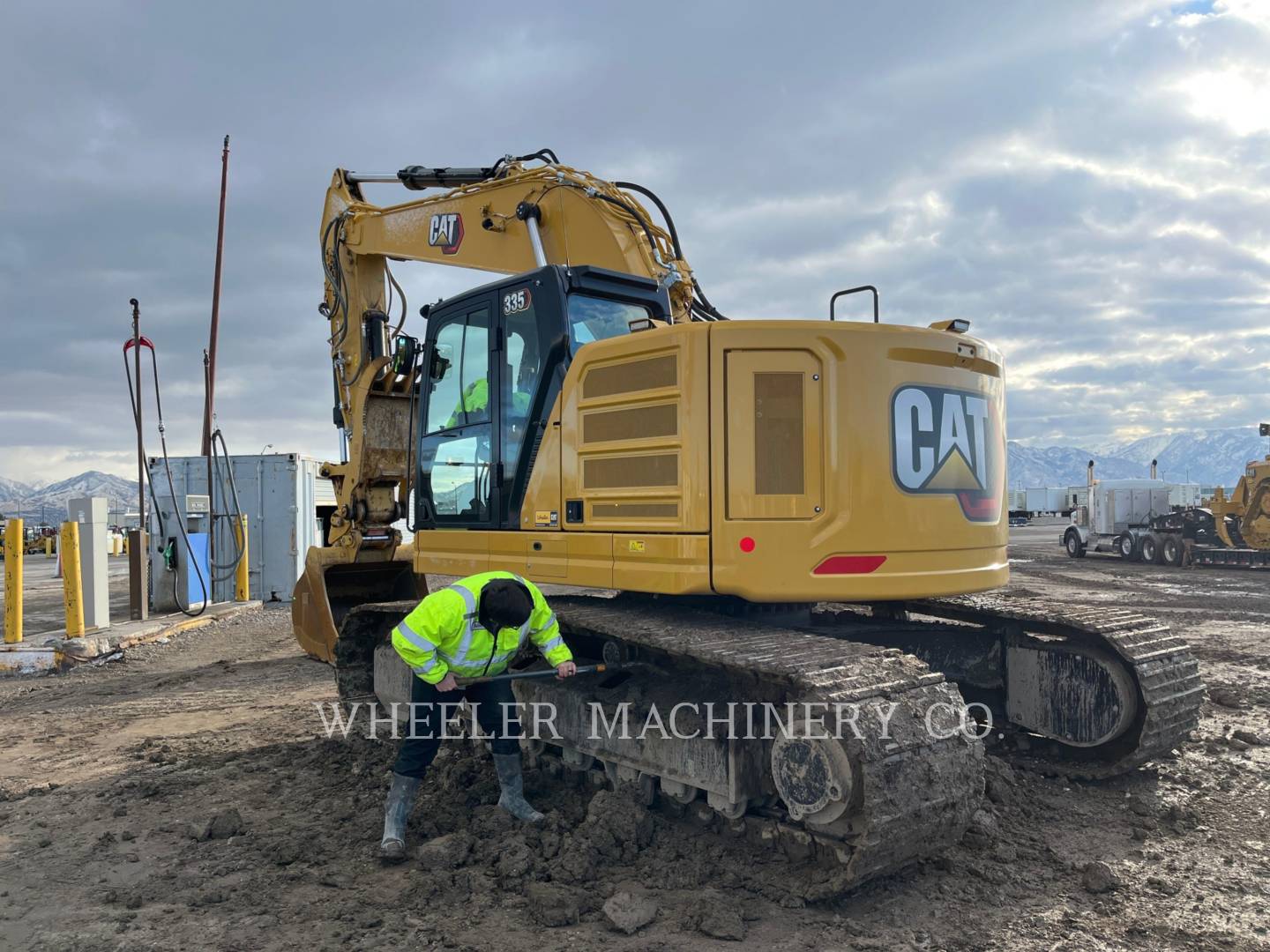 2022 Caterpillar 335 TH Excavator