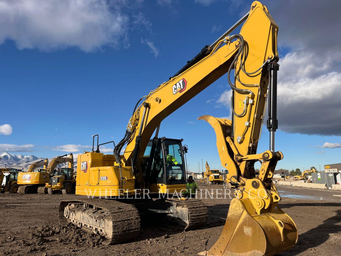 2022 Caterpillar 335 TH Excavator