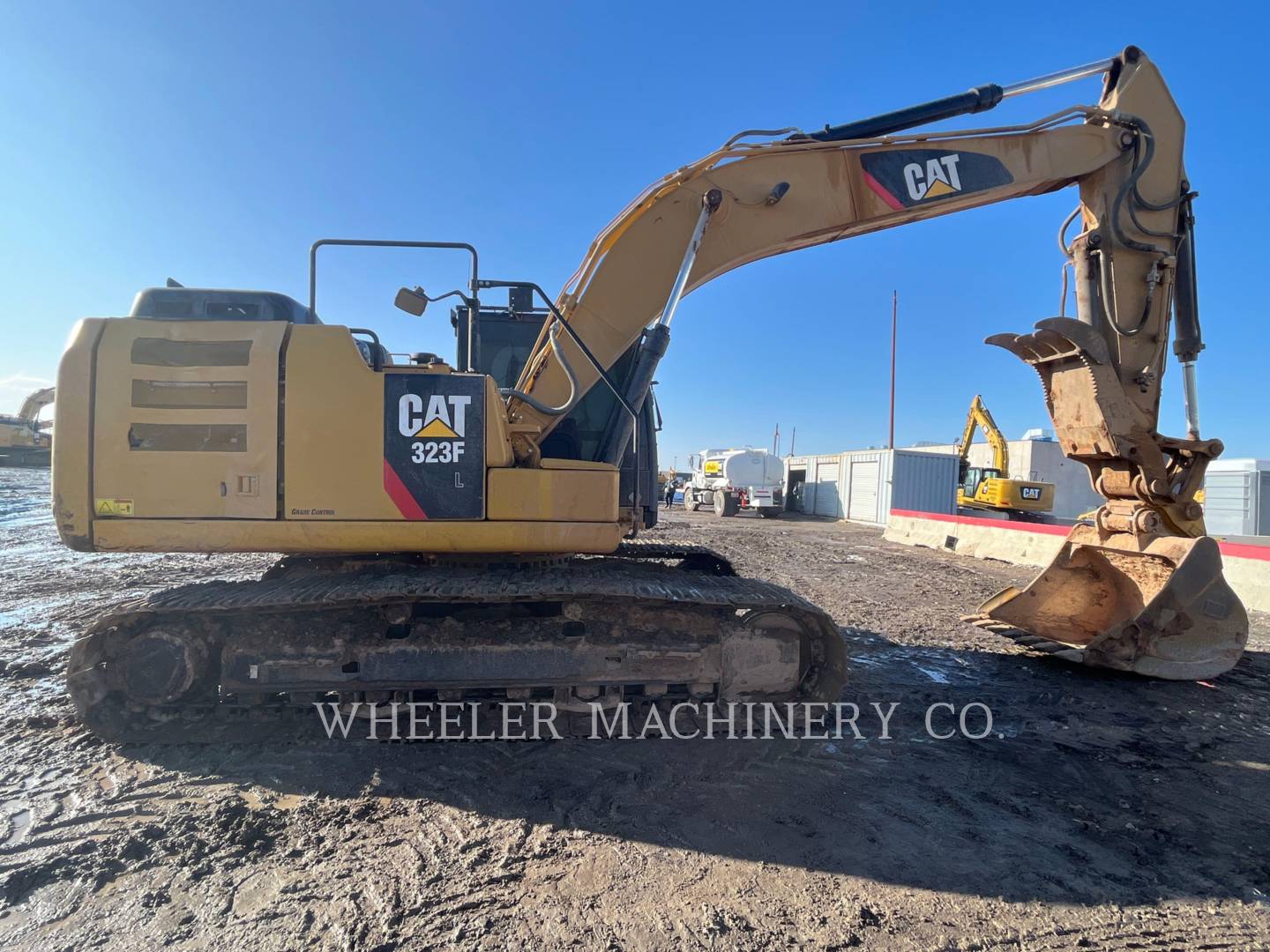 2017 Caterpillar 323F L TH Excavator