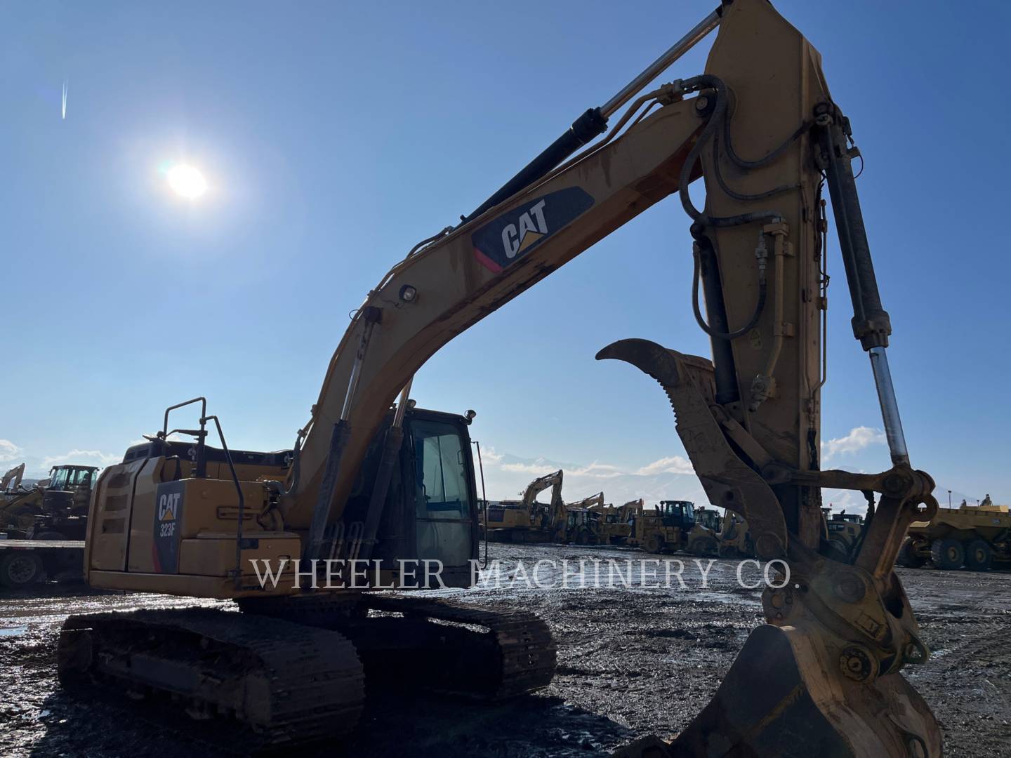 2017 Caterpillar 323F L TH Excavator