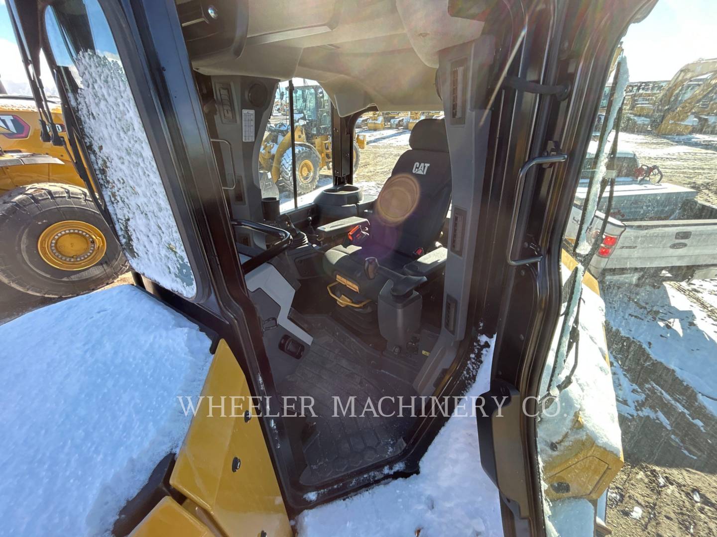 2022 Caterpillar D5-17 XL Dozer