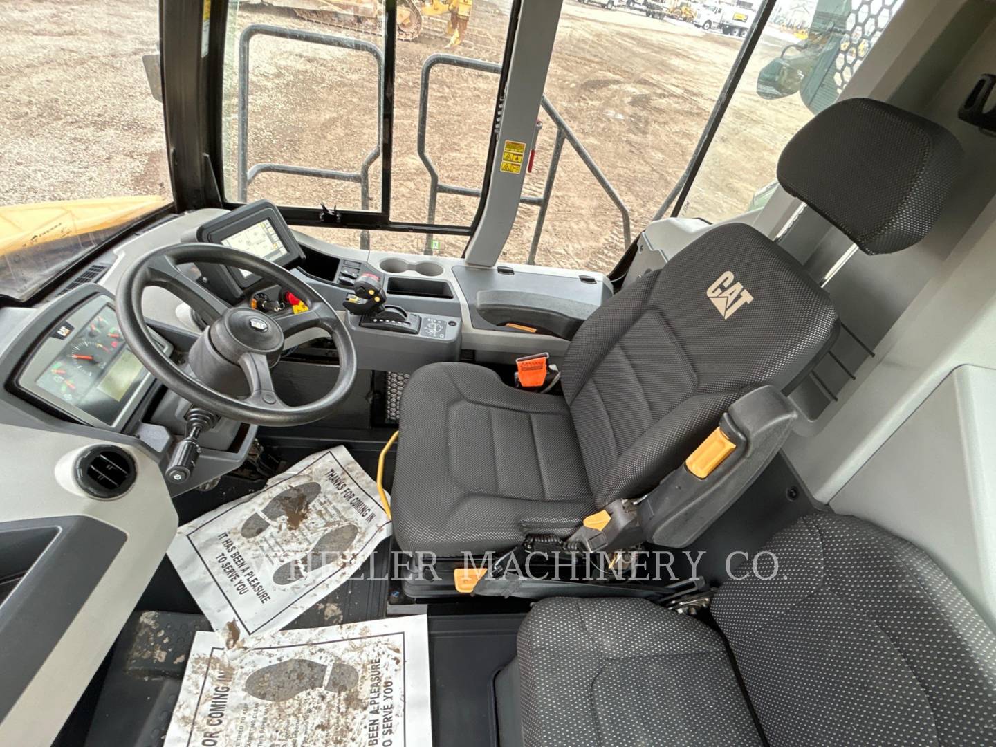 2022 Caterpillar 725 TG Articulated Truck