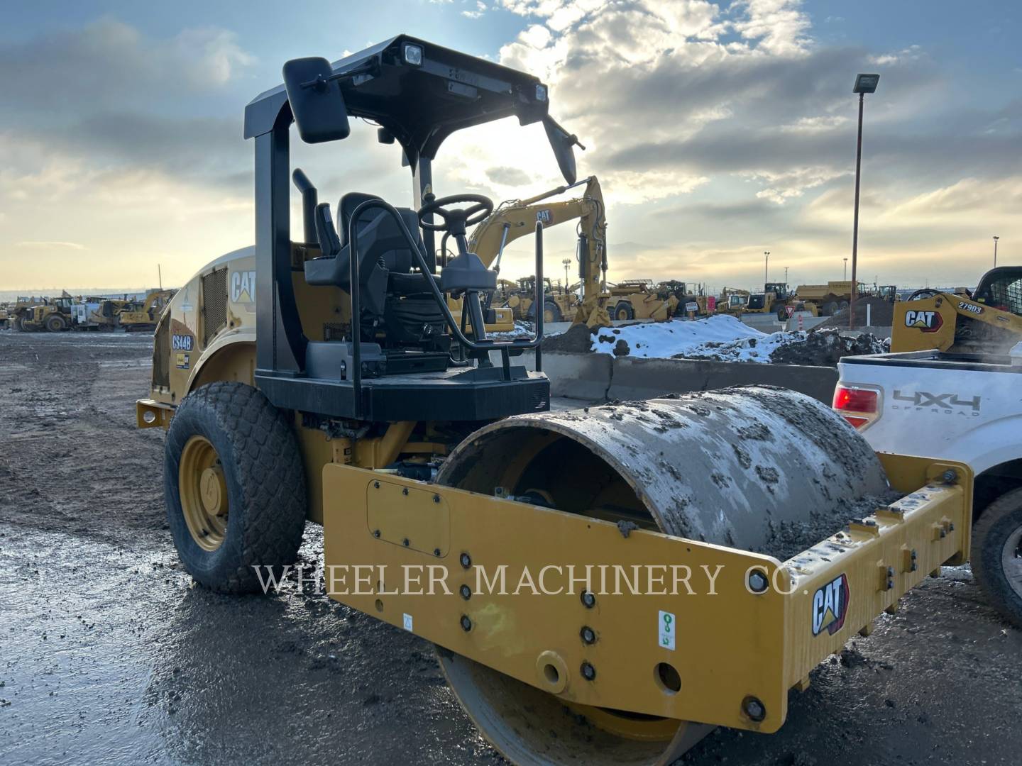 2022 Caterpillar CS44B Vibratory Single