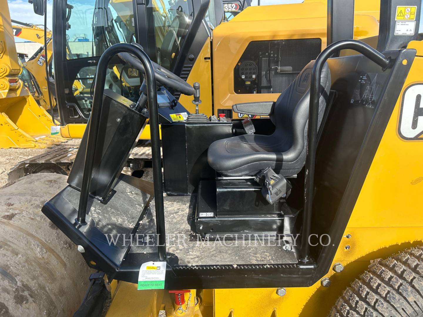 2022 Caterpillar CS34 Vibratory Single