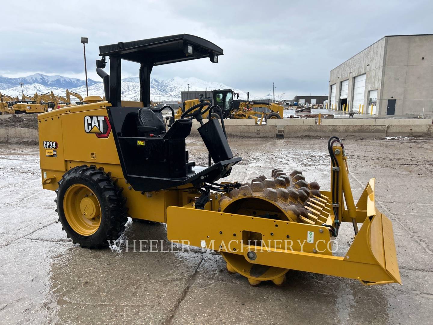 2022 Caterpillar CP34 Vibratory Single