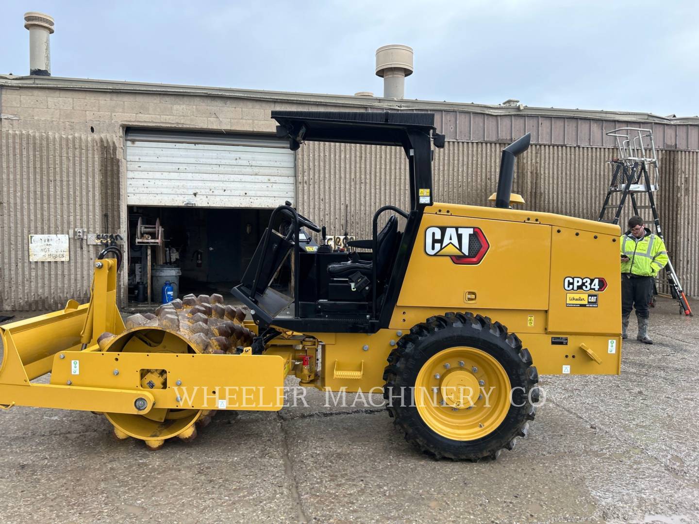 2022 Caterpillar CP34 Vibratory Single