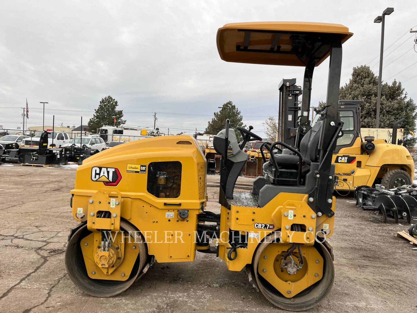 2022 Caterpillar CB2.7 GC Vibratory Double