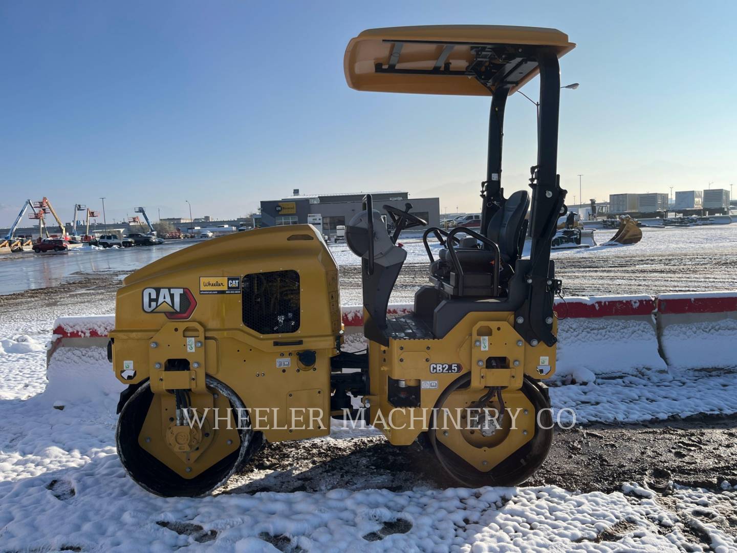 2022 Caterpillar CB2.5 Vibratory Double