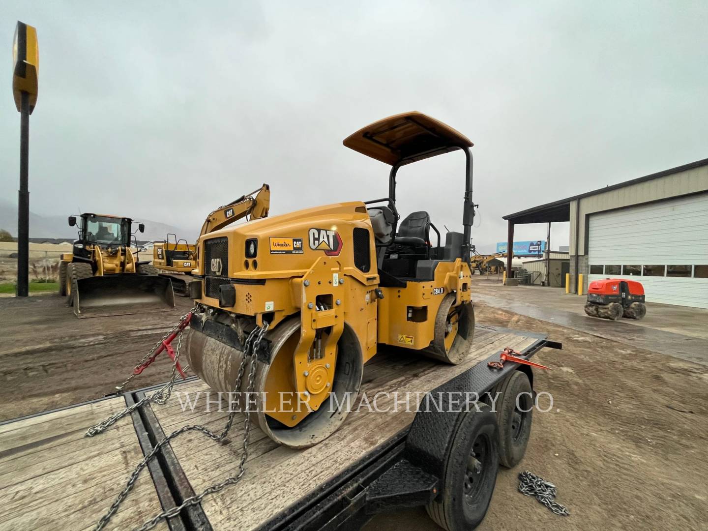 2022 Caterpillar CB4.0 Vibratory Double