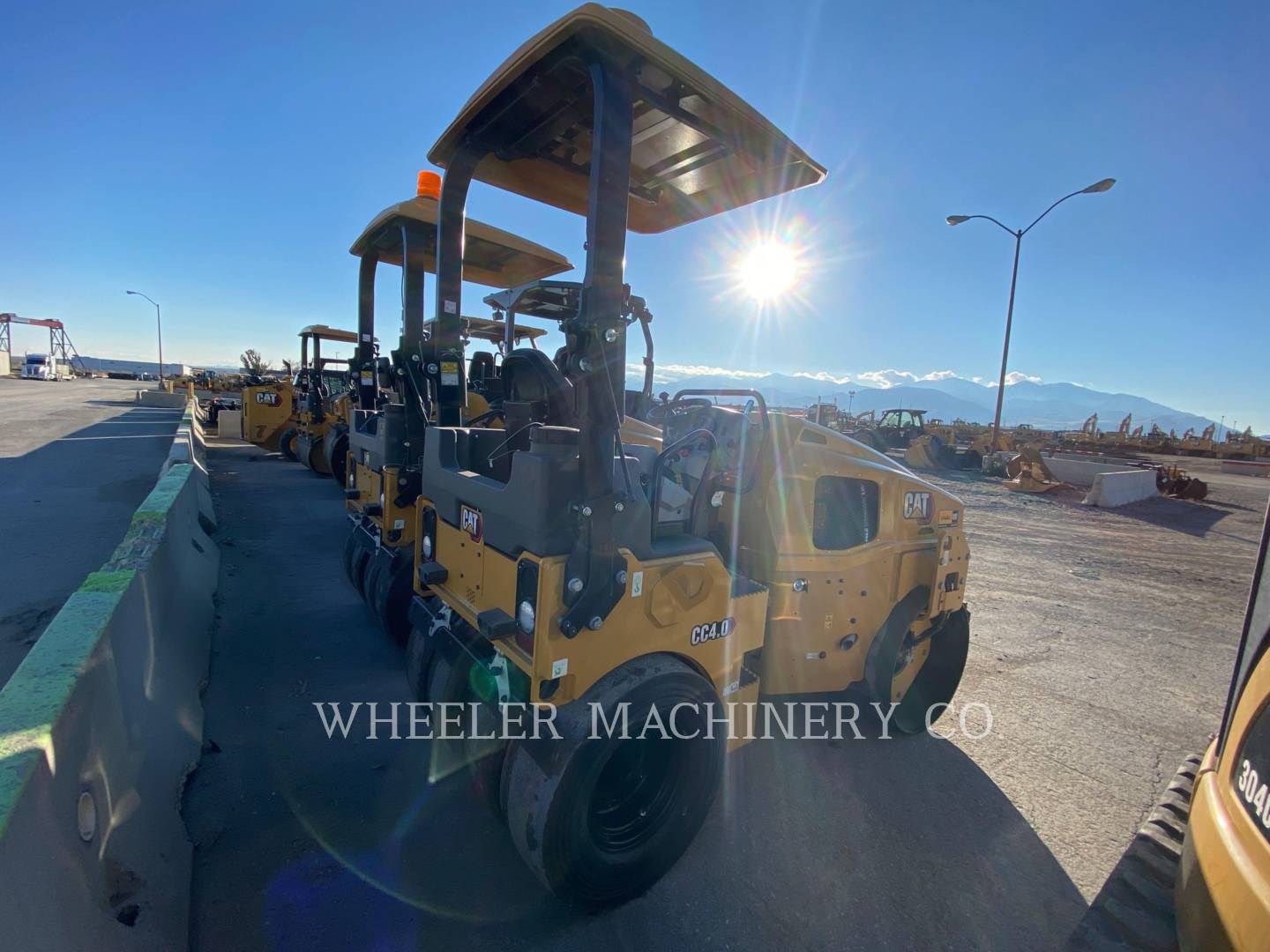 2022 Caterpillar CC4.0 Vibratory Double