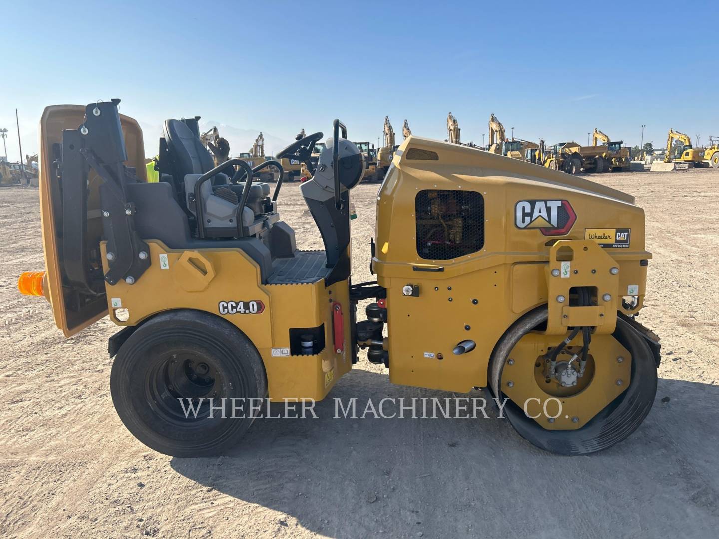 2022 Caterpillar CC4.0 Vibratory Double