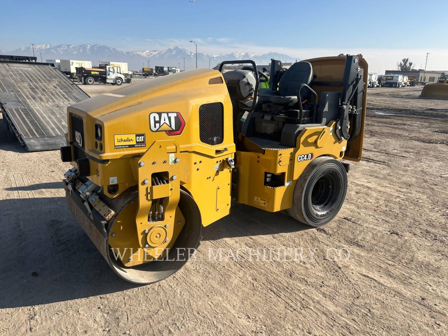 2022 Caterpillar CC4.0 Vibratory Double