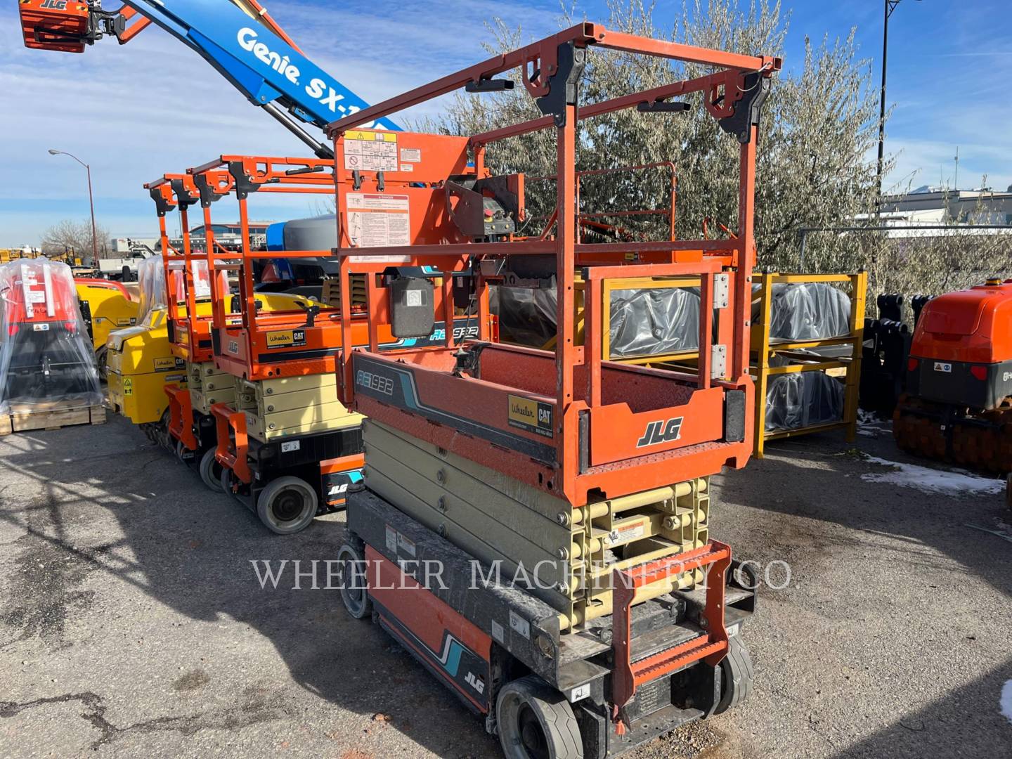 2022 JLG AE1932 Lift Truck