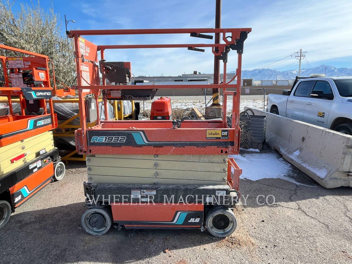 2022 JLG AE1932 Lift Truck