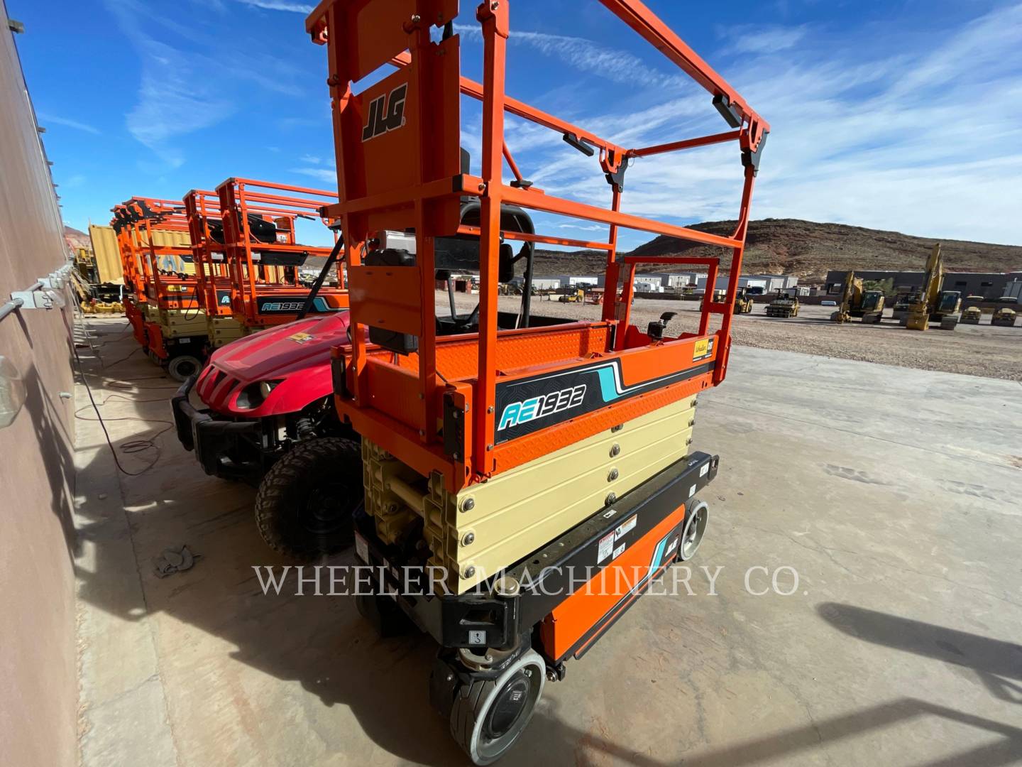 2022 JLG AE1932 Lift Truck