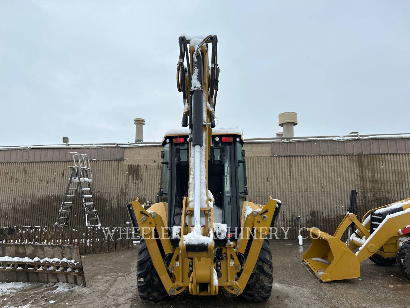 2022 Caterpillar 420 CF Tractor Loader Backhoe