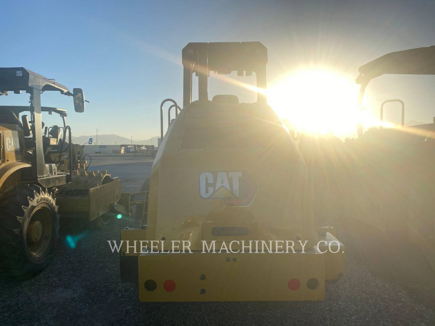 2022 Caterpillar CCS9 Vibratory Single